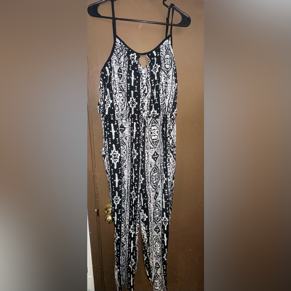 Black and White Patterned Jumpsuit